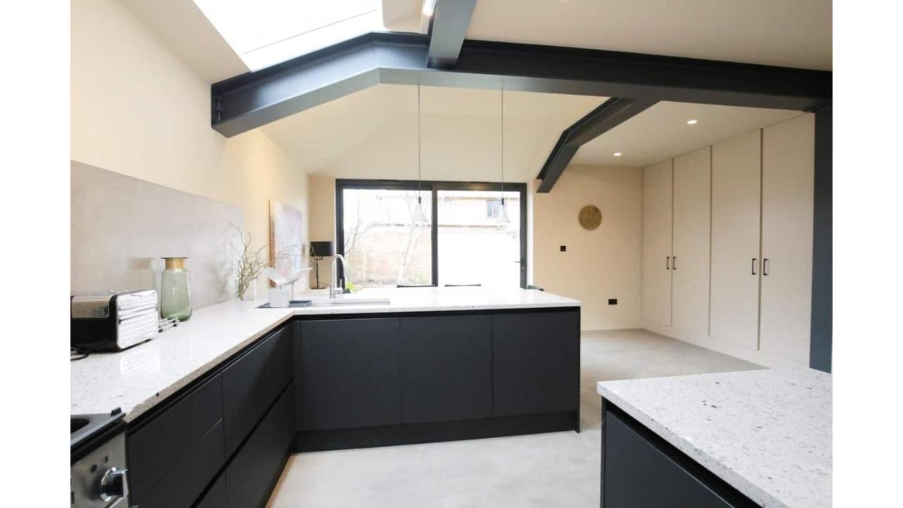 Pass The Keys Stunning, Brand New 3Br Home - Central オックスフォード エクステリア 写真