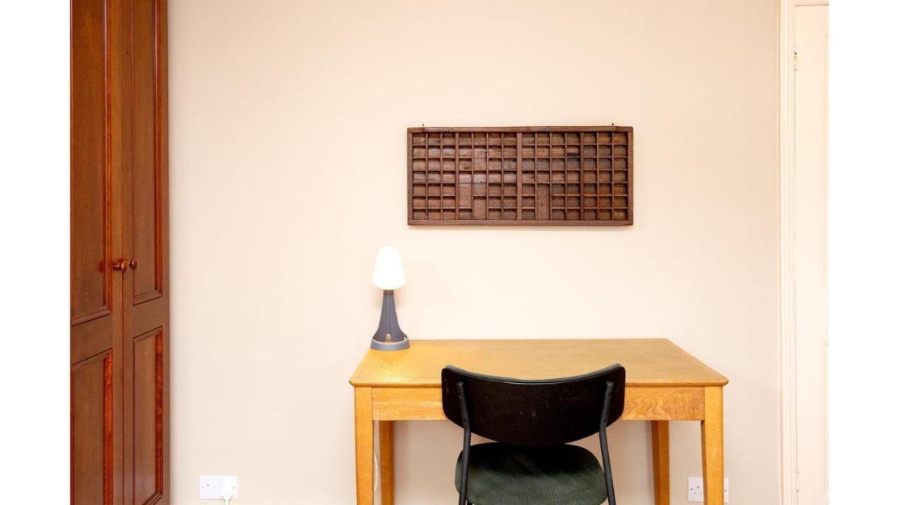 Pass The Keys Stunning, Brand New 3Br Home - Central オックスフォード エクステリア 写真