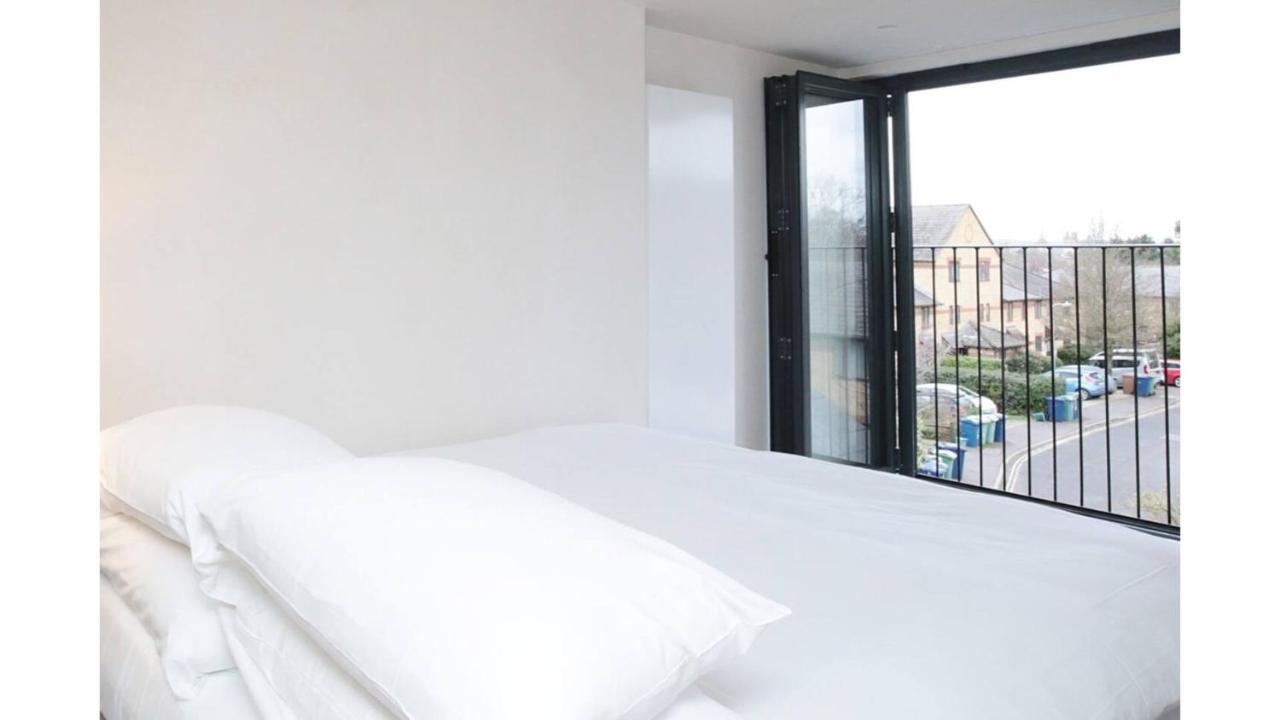 Pass The Keys Stunning, Brand New 3Br Home - Central オックスフォード エクステリア 写真
