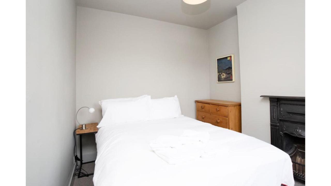 Pass The Keys Stunning, Brand New 3Br Home - Central オックスフォード エクステリア 写真